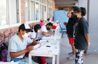 Refuerzan testeos y vacunaci&oacute;n en la municipalidad