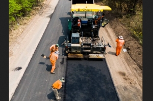 Obras p&uacute;blicas: Destacan avances en repavimentaci&oacute;n de rutas