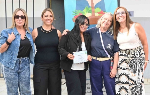 Huertas saludables.Entrega de certificados y cierre del ciclo