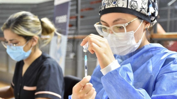 Reportaron 5.615 nuevos contagios de coronavirus en la Argentina