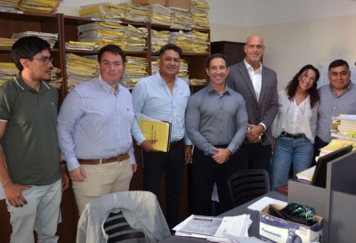 Meyer destac&oacute; el trabajo del Tribunal Electoral