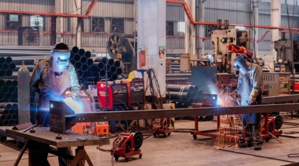 Alarma por la fuerte ca&iacute;da de la industria y construcci&oacute;n que retrocedieron 5% y 4,5% en julio