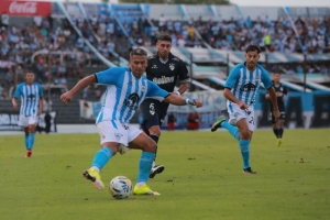 El &ldquo;Lobo&rdquo; golpe&oacute; temprano y derrot&oacute; a Quilmes