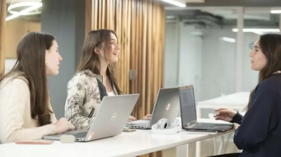 Telecom apuesta por cursos gratuitos para formar adolescentes argentinas en tecnolog&iacute;a: c&oacute;mo inscribirse y los beneficios del sector