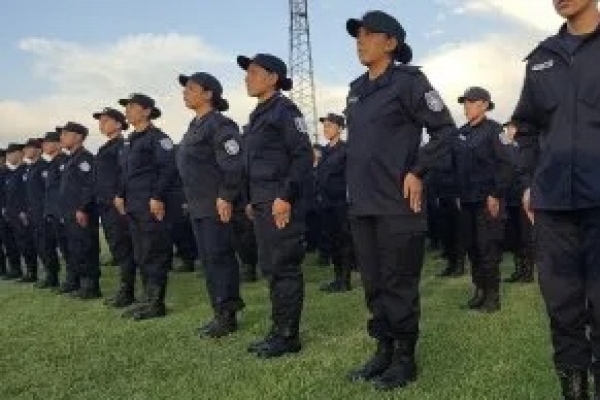 Egresaron 532 cadetes del Instituto Universitario Provincial de Seguridad