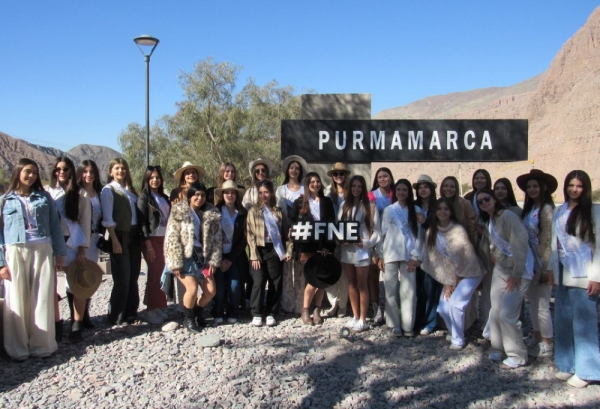 FNE. Reinas en el Tren Sola