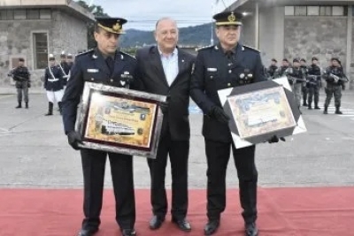 Reconocimiento por 30 a&ntilde;os de servicio al personal policial