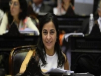 Carolina Moises pidi&oacute; que vuelvan los vuelos