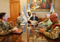 Autoridades del Ej&eacute;rcito visitaron al gobernador Sadir