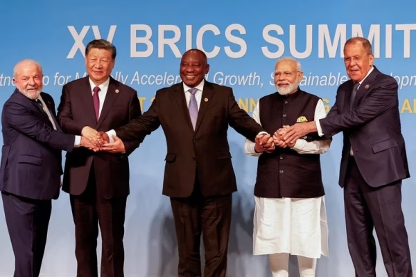 La oposición pide que el ingreso de la Argentina a los BRICS pase previamente por el Congreso