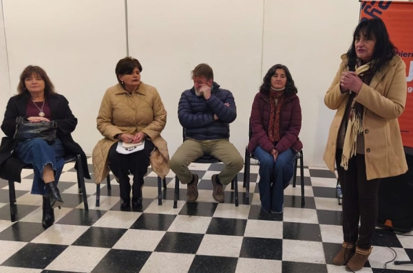 Consolidan di&aacute;logo con instituciones de discapacidad