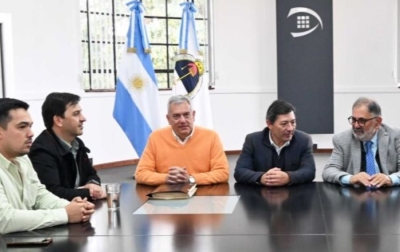 Jorge recibi&oacute; a autoridades de El Carmen para abordar inquietudes relacionadas al transporte
