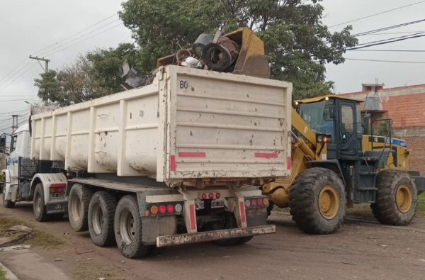 Salud avanza con el trabajo de descacharrado en la capital juje&ntilde;a