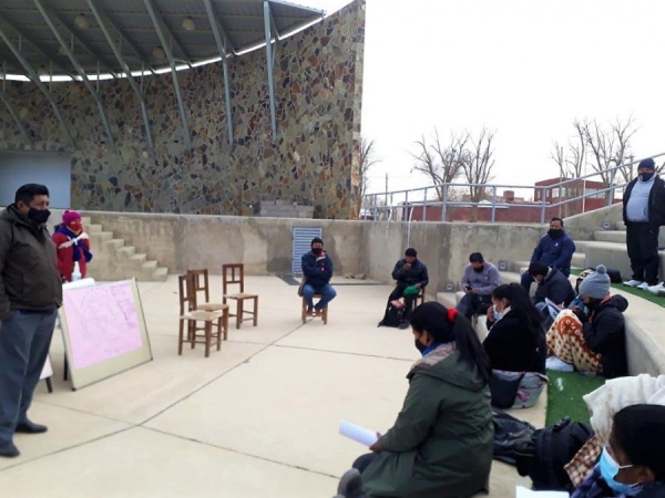 Preparativos para la temporada de esquila sustentable de vicu&ntilde;a