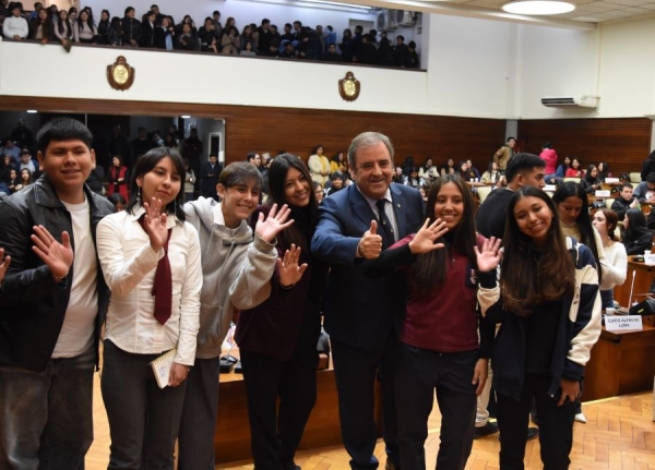 Lanzaron la tercera edici&oacute;n del programa "Legislatura Joven"