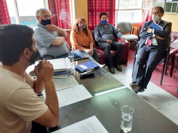 &Aacute;lvarez Garc&iacute;a se reuni&oacute; con ediles de Perico