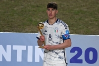 El italiano Cesare Casadei recibió el premio al mejor jugador del Mundial Sub 20