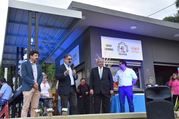 ASOCIACI&Oacute;N TODOS JUNTOS:&nbsp;INAUGURACI&Oacute;N DEL KIOSCO SALUDABLE Y LANZAMIENTO DEL CALENDARIO SOLIDARIO