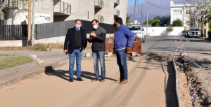 Bajo la Vi&ntilde;a se suma a las obras mixtas