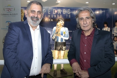 El municipio capitalino tribut&oacute; un sentido homenaje al campe&oacute;n del Mundo&rsquo;78 Jos&eacute; Daniel &ldquo;Rana&rdquo; Valencia