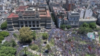 La CGT se burl&oacute; de Milei: "Qu&eacute; boludos, qu&eacute; boludos, el protocolo se lo meten en el culo"