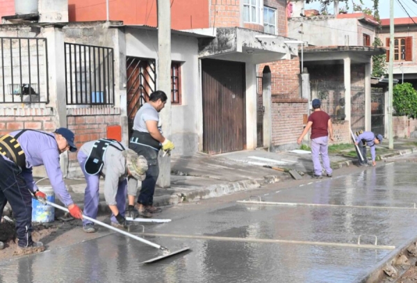 Avanzan las obras mixtas de pavimentaci&oacute;n en Alto Comedero