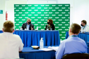 Morales trabaja en R&iacute;o Negro por el proyecto de generaci&oacute;n de energ&iacute;a termosolar