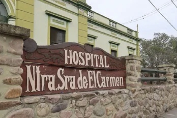 Bouhid confirm&oacute; que se trabaja en el crecimiento del Hospital de El Carmen