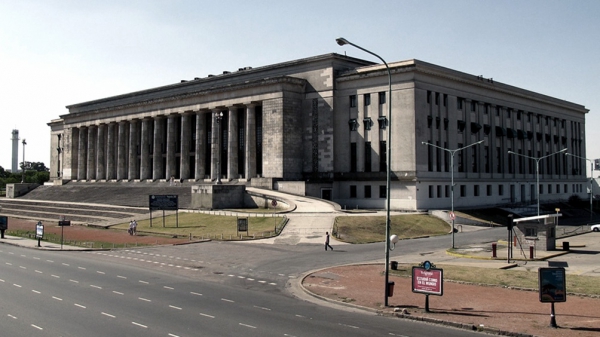 Habilitan la vuelta a clases presenciales en las universidades
