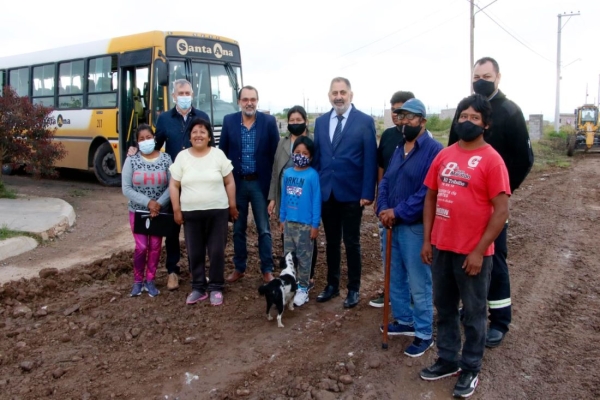 Transporte urbano para vecinos de las 10 hect&aacute;reas