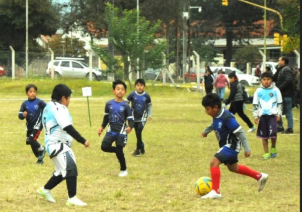 Impulsan h&aacute;bitos saludables en los centros deportivos municipales