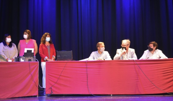 Se conocieron ofertas por nuevas obras en el Teatro Mitre