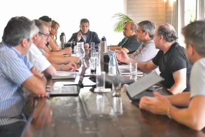 El Gobierno terminar&aacute; su mandato con una inflaci&oacute;n mensual de dos d&iacute;gitos y asegura que dejar&aacute; USD 6.400 millones del swap chino