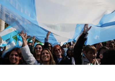 Las universidades acordaron un aumento del 24% con el gobierno pero no retiran el reclamo en la Corte