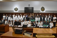 Legislatura: Emotiva interpretaci&oacute;n del Himno Nacional