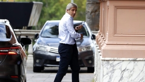 Caputo tiene que pagar este viernes el fallo en favor de las universidades y entra en déficit