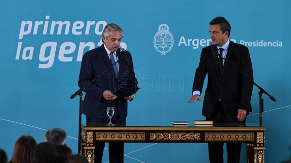 Sergio Massa jur&oacute; como ministro de Econom&iacute;a