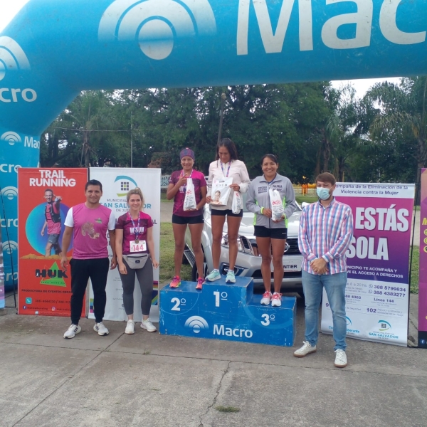 M&aacute;s de 150 competidoras participaron de la marat&oacute;n del D&iacute;a de la Mujer