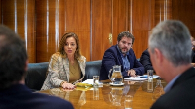 Gobierno eval&uacute;a aplicar la Ley de Abastecimiento a las aceiteras por el incremento en el precio para biocombustibles