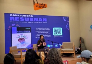 Municipalidad presentó dos publicaciones en la Feria Internacional del Libro
