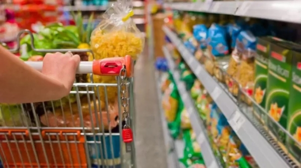 Las ventas en los supermercados subieron 0,2% en mayo y 12,5% en los shoppings