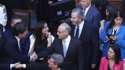 La Corte rechaz&oacute; dos planteos contra el DNU de Milei y lo mantiene vigente