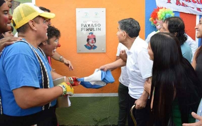 EDILES HOMENAJEARON AL PAYASO &ldquo;PIRULIN&rdquo; EN PLAZA DE LOS INMIGRANTES