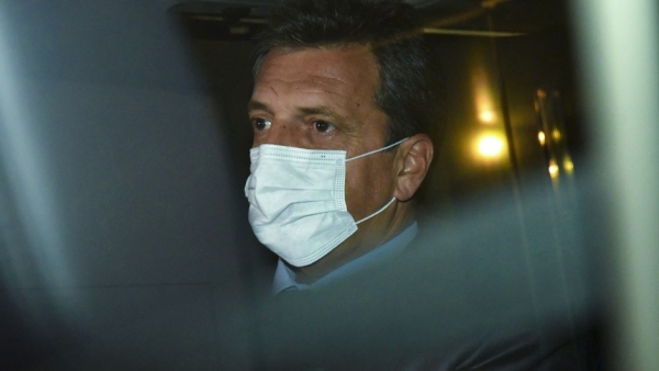 Massa y Alberto podr&iacute;an analizar una "reorganizaci&oacute;n" del Gobierno durante la gira