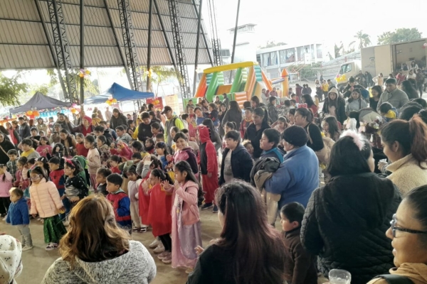 La familia de Alto Comedero celebr&oacute; el D&iacute;a de la Amistad en el Multiespacio