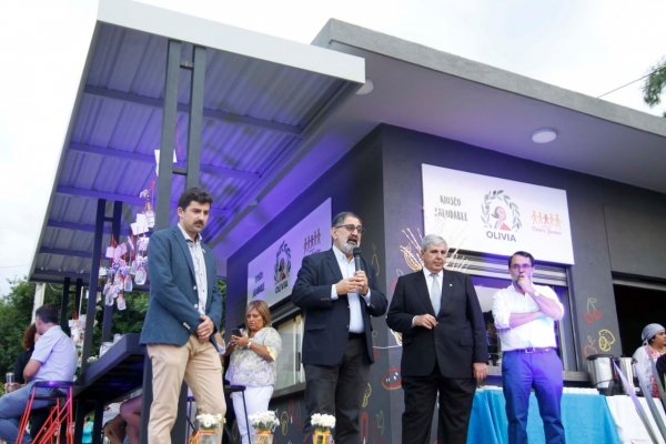ABRI&Oacute; SUS PUERTAS EL KIOSCO SALUDABLE ATENDIDO POR LOS CHICOS DE LA ASOCIACI&Oacute;N TODOS JUNTOS