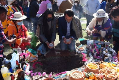 Concejales homenajearon a la "Madre tierra"