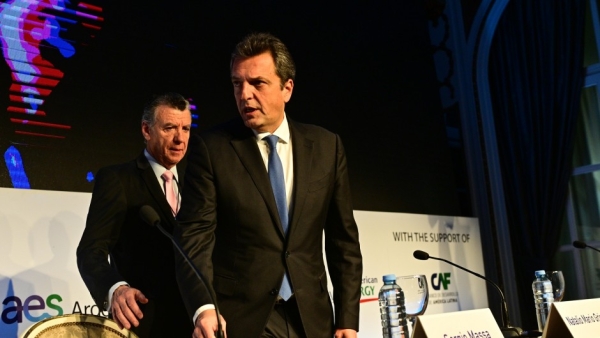 Massa pidi&oacute; a los tres bancos con los que negocia el Repo que unifiquen la oferta