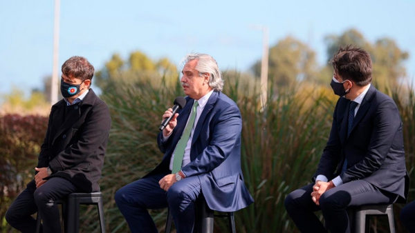"Voy a seguir cuidando de la salud por m&aacute;s que se escriban muchas hojas en sentencias"