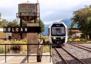 Volc&aacute;n:Tren Solar y una comunidad que volvi&oacute; a ponerse de pie